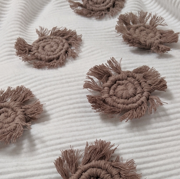 Mini Macrame Magnets 🤎 - Picture 3 of 3